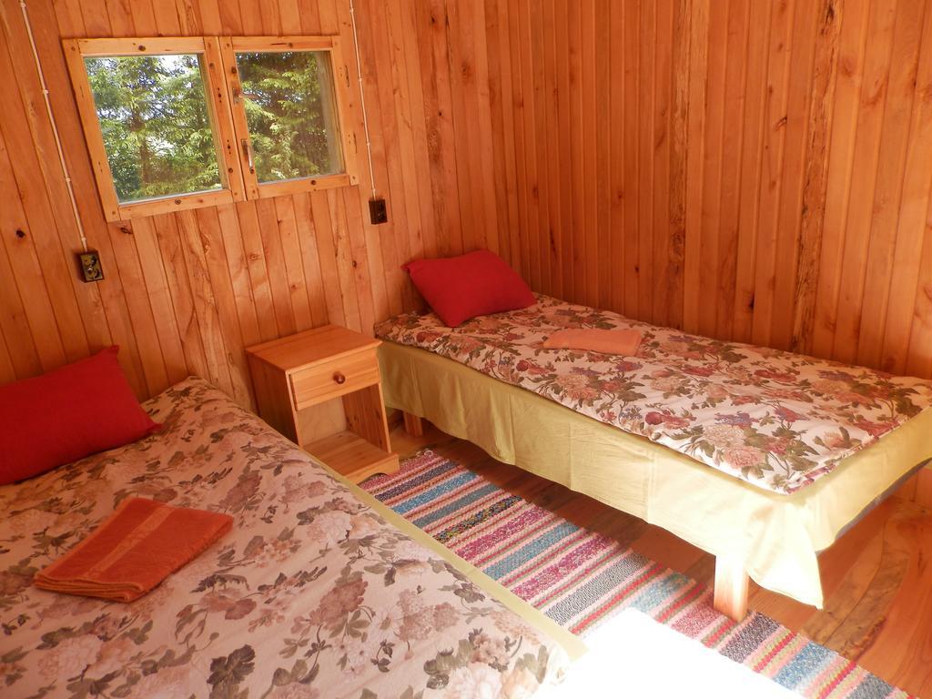 Ala-Laugu Holiday Home Leisi Eksteriør billede