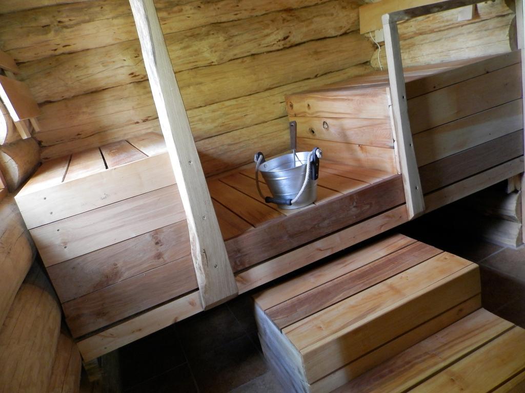 Ala-Laugu Holiday Home Leisi Eksteriør billede
